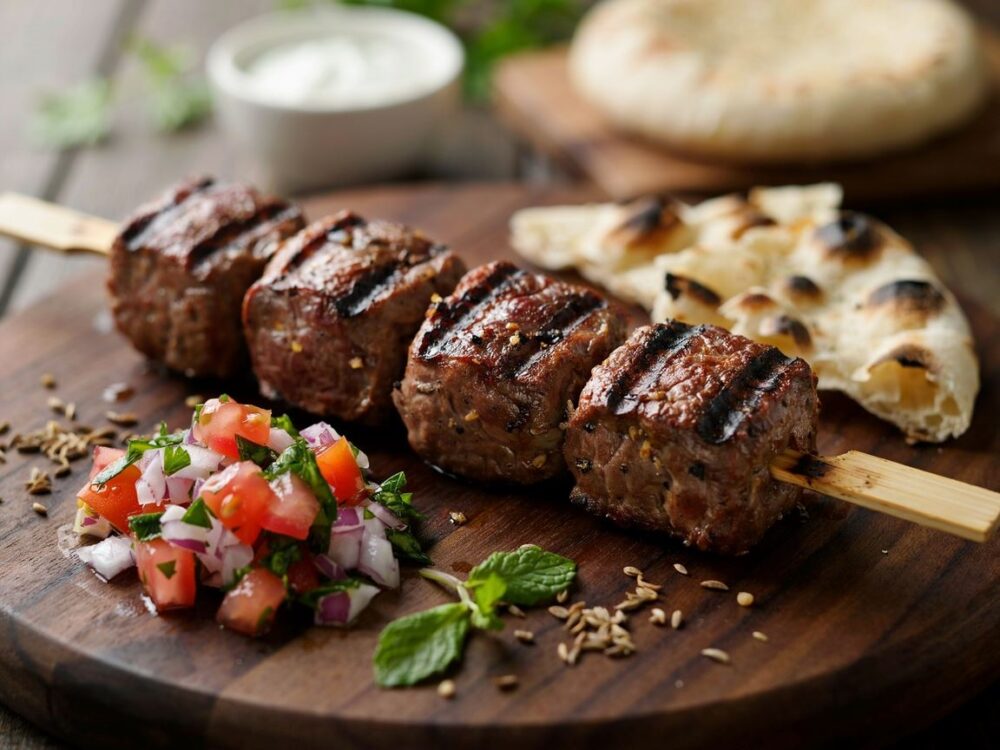 porcja mięsa wołowego kebab